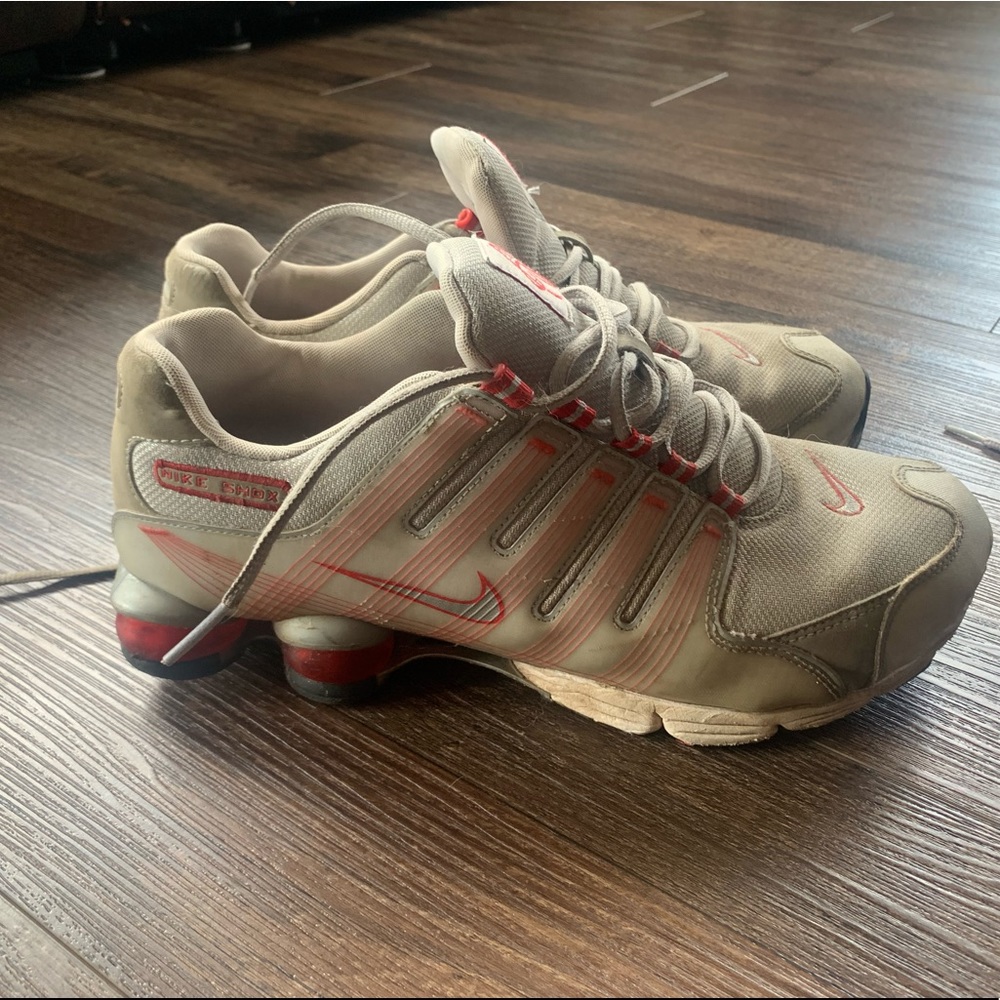 Men’s size 11 nike shox